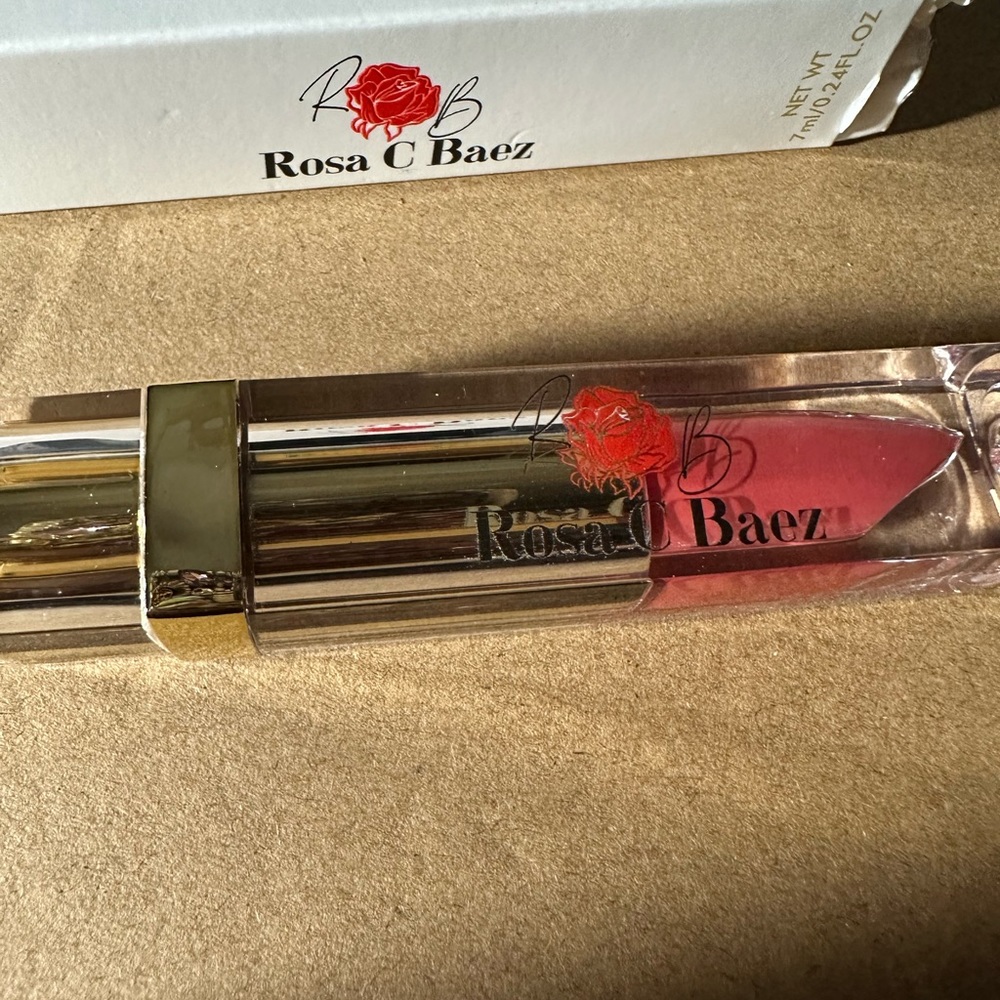 Women lipstick